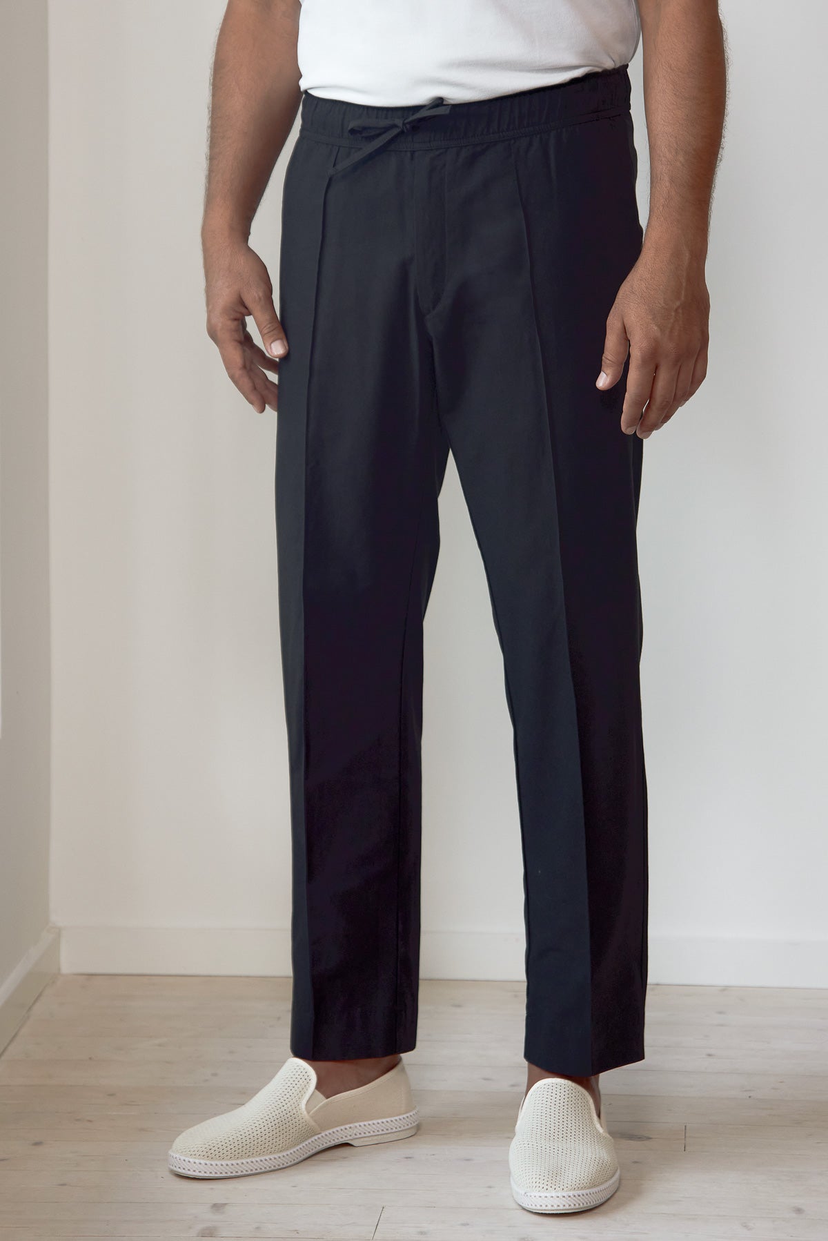 MAX trousers black tencel